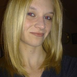 Meet your Posher, Dana